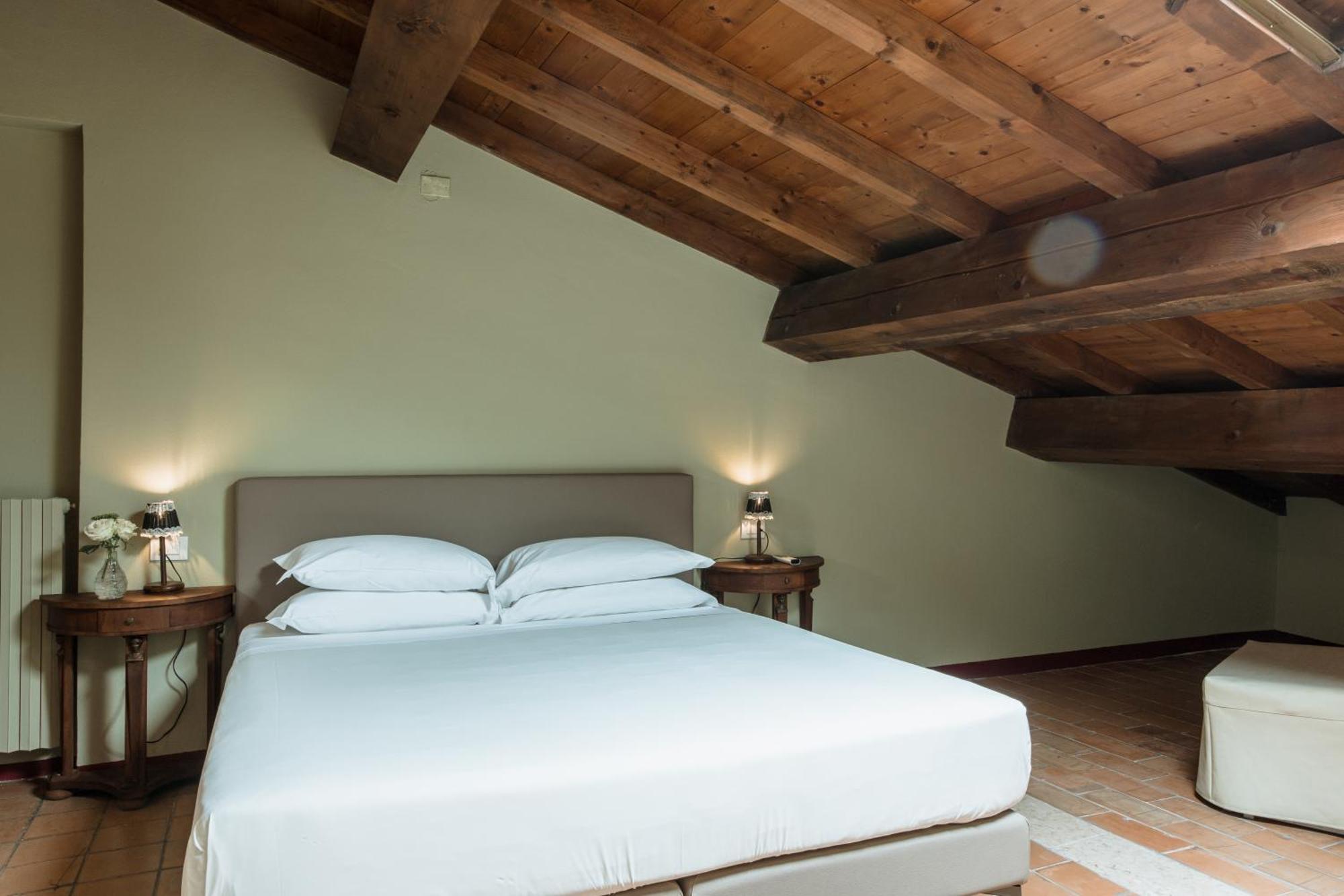 Osteria Luxury Apartments Πεσκιέρα ντελ Γκάρντα Εξωτερικό φωτογραφία