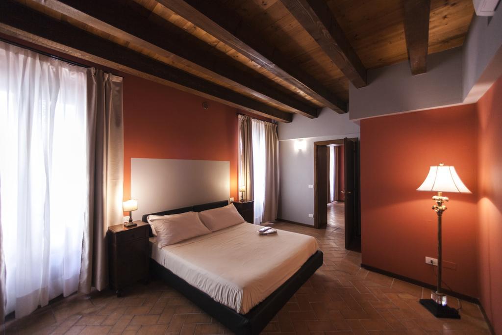 Osteria Luxury Apartments Πεσκιέρα ντελ Γκάρντα Εξωτερικό φωτογραφία