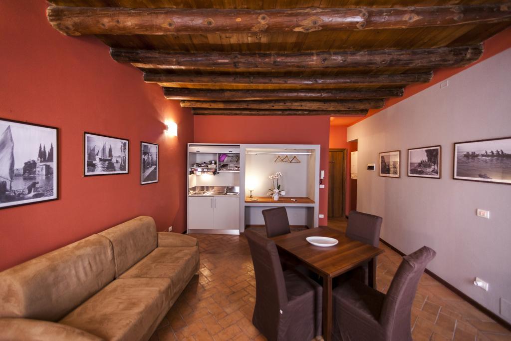 Osteria Luxury Apartments Πεσκιέρα ντελ Γκάρντα Εξωτερικό φωτογραφία