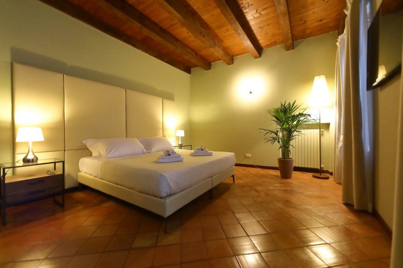 Osteria Luxury Apartments Πεσκιέρα ντελ Γκάρντα Εξωτερικό φωτογραφία